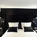 Hotel Kyriad Prestige Centre Gare 4*