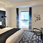 Kyriad Prestige Centre Gare 4* 佩皮尼昂