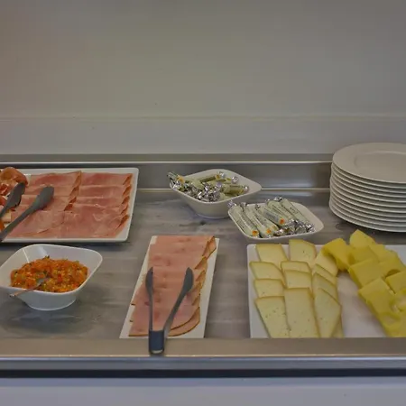 Kyriad Prestige Centre Del Mon 4* Perpignan
