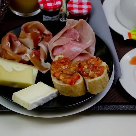 Kyriad Prestige Centre Gare Perpignano