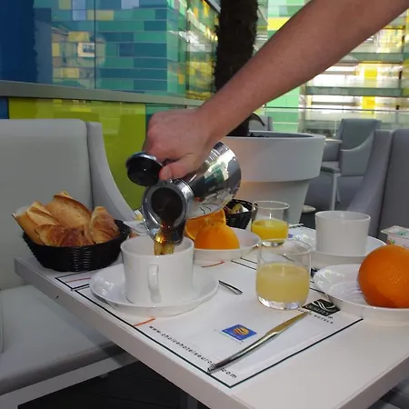 Kyriad Prestige Centre Gare Hotel