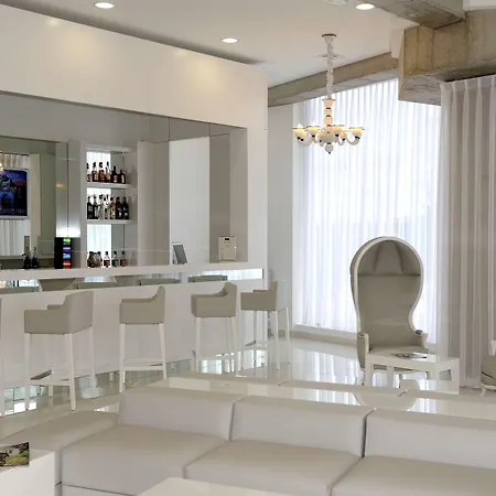 Hotel Kyriad Prestige Centre Del Mon Perpignan