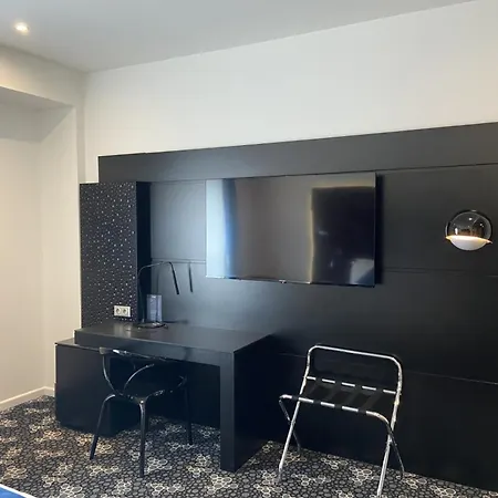 Kyriad Prestige Centre Gare فندق بيربينيو