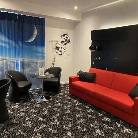 Kyriad Prestige Centre Gare ホテル