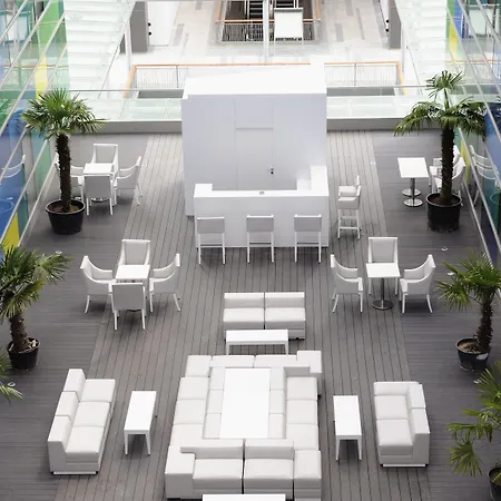 ホテル Kyriad Prestige Centre Gare