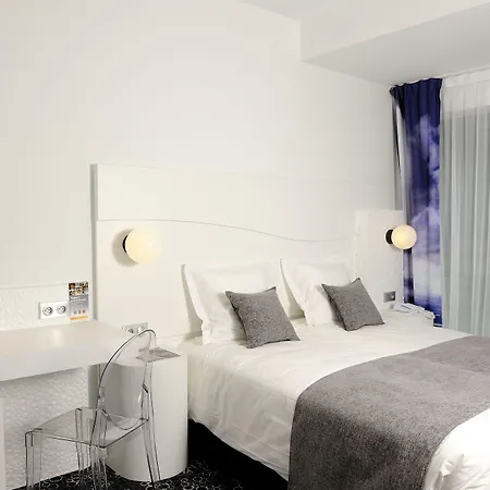 فندق Kyriad Prestige Centre Gare