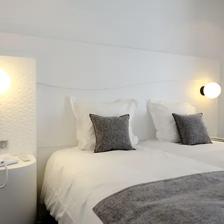 ホテル Kyriad Prestige Centre Gare ペルピニャン