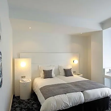 Kyriad Prestige Centre Gare מלון
