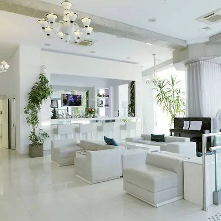 Kyriad Prestige Centre Gare فندق بيربينيو