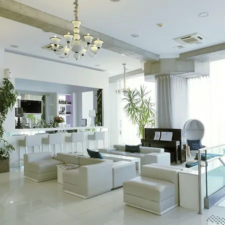 Kyriad Prestige Centre Gare بيربينيو