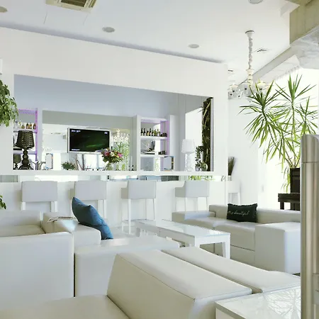 Kyriad Prestige Centre Gare 4* بيربينيو