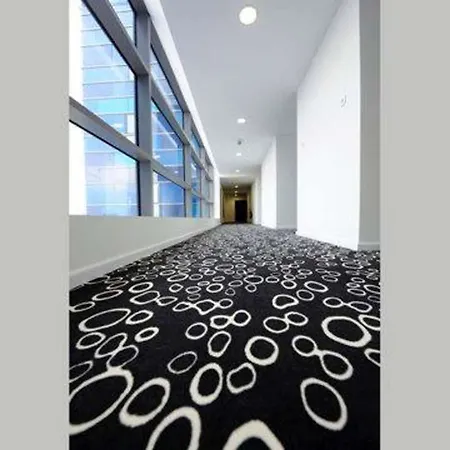 Kyriad Prestige Centre Del Mon Hotel