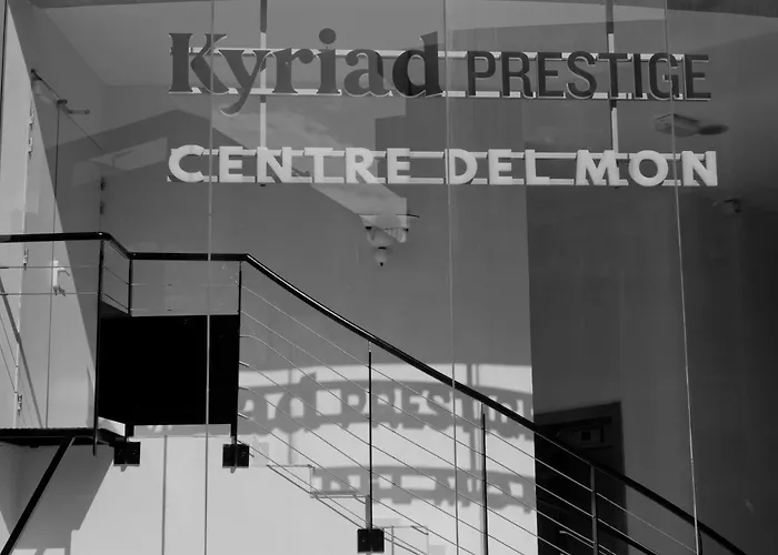 ホテル Kyriad Prestige Centre Gare 4*