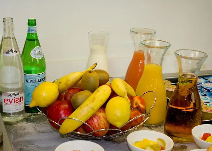 Kyriad Prestige Centre Gare 4* ペルピニャン