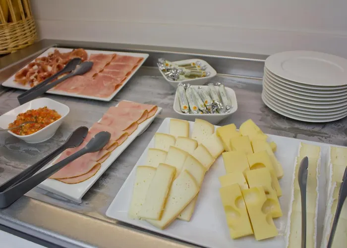 Hotel Kyriad Prestige Centre Gare Perpignan