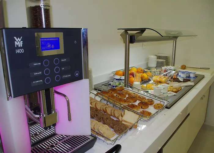 Kyriad Prestige Centre Gare Hotel Perpignan