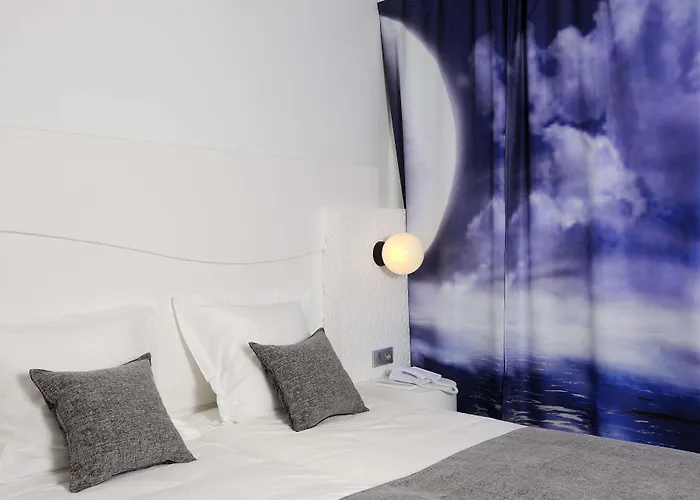 Kyriad Prestige Centre Gare 4*