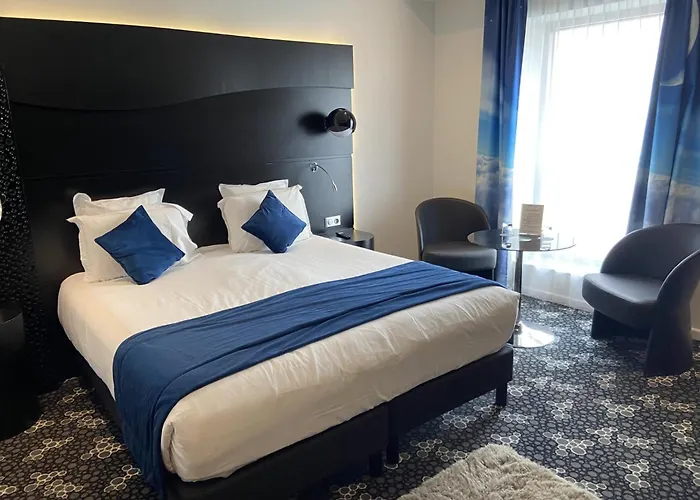 Hotel Kyriad Prestige Centre Gare