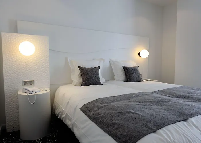 Kyriad Prestige Centre Gare Hotel Perpignan