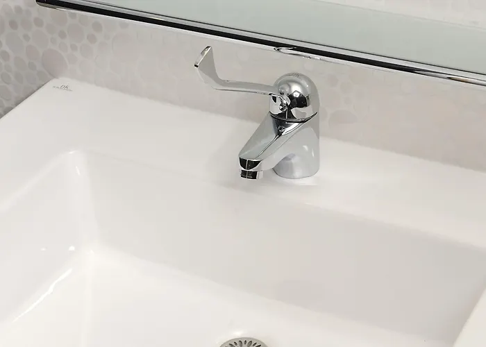 Kyriad Prestige Centre Gare ホテル