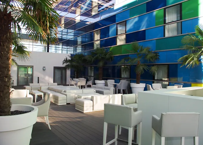 Hotel Kyriad Prestige Centre Gare