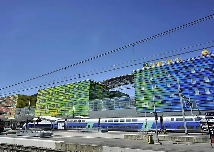 Kyriad Prestige Centre Gare ホテル 4*